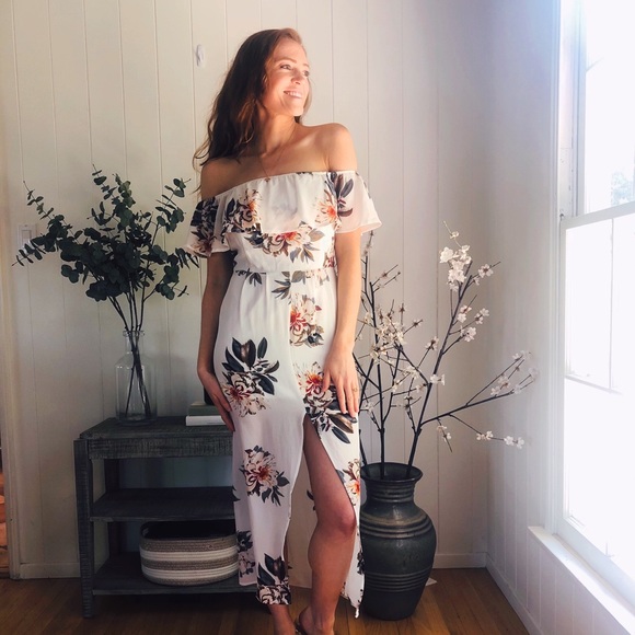 VICI Dolls Off the Shoulder Floral Dress